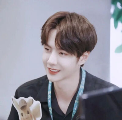 王一博的头像⑧