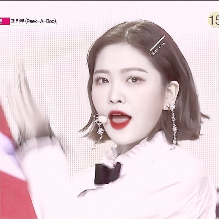 原截赴野。
“金陵十三钗。”