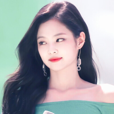 清凉一夏.
#Jennie.
原截-梦羽.