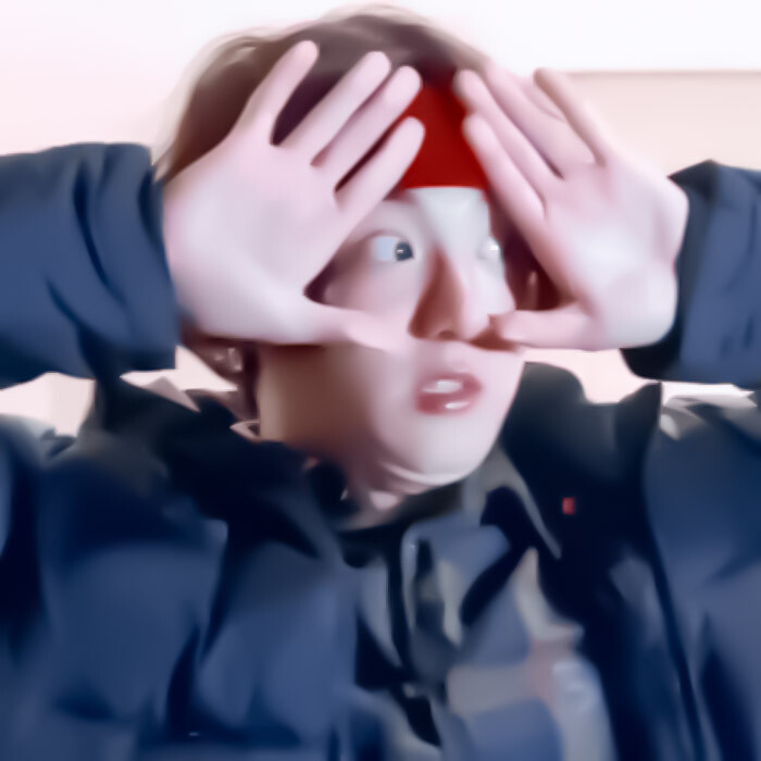 
： 让 菇 菇 看 看
＃ 田柾国 JK
/ 原俞贝
