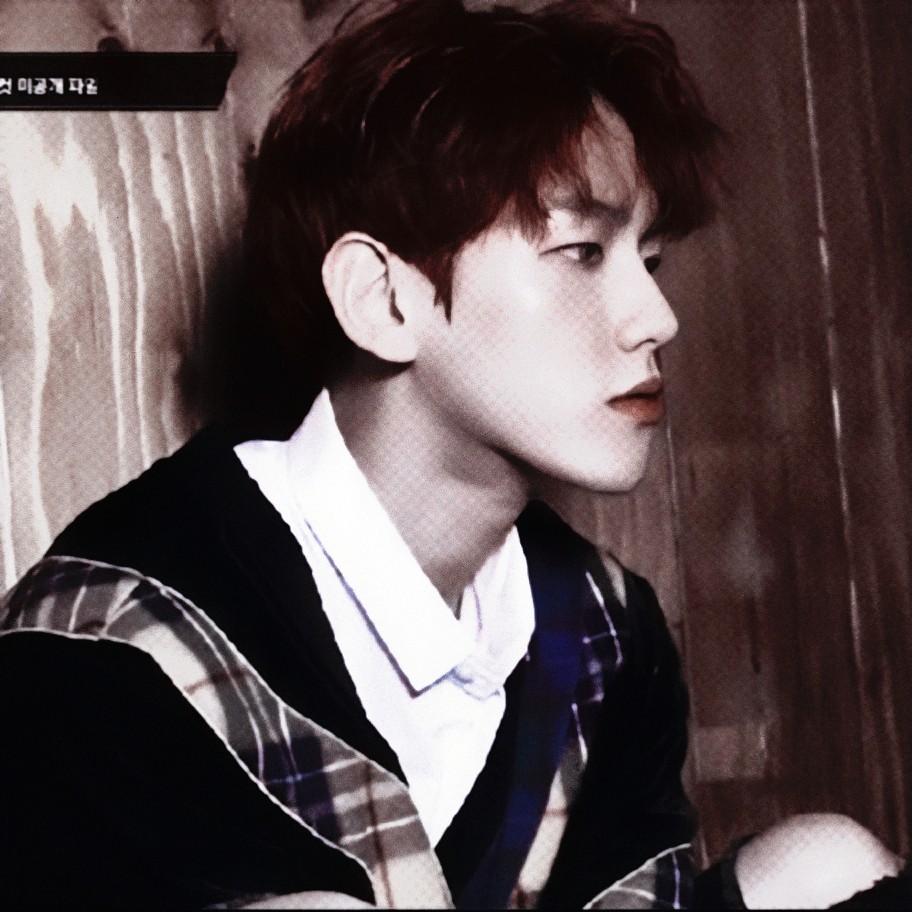 春江水暖鸭先知，桃花潭水深千尺。