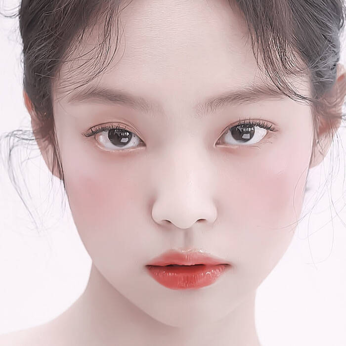 iu/jennie 图源宋宥书/小黄君