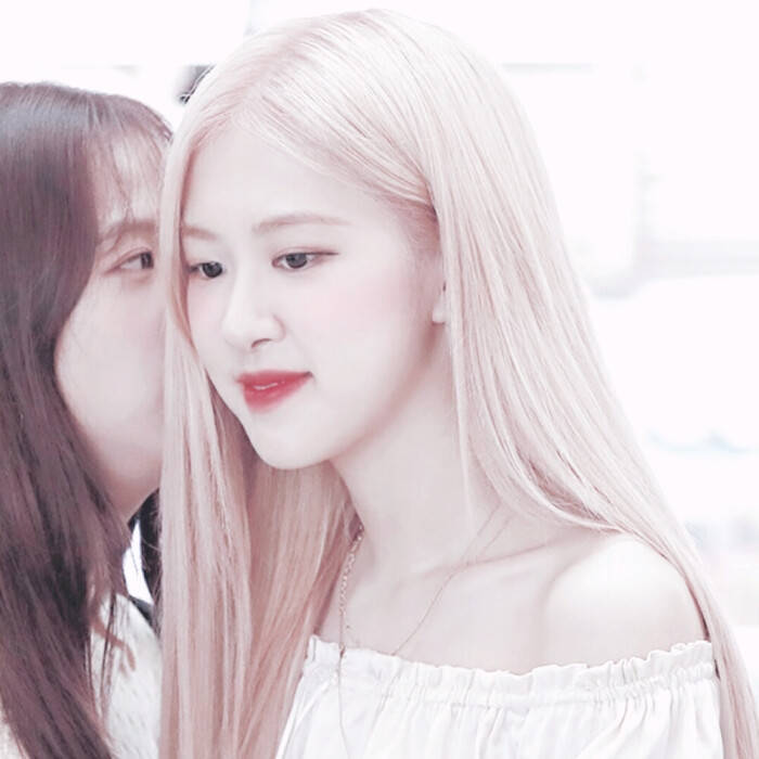 jisoo/Rosé