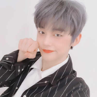 YEONJUN.