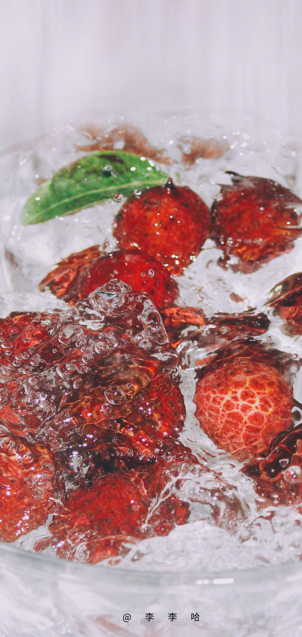 夏天
水果壁纸
荔枝
图 李李哈