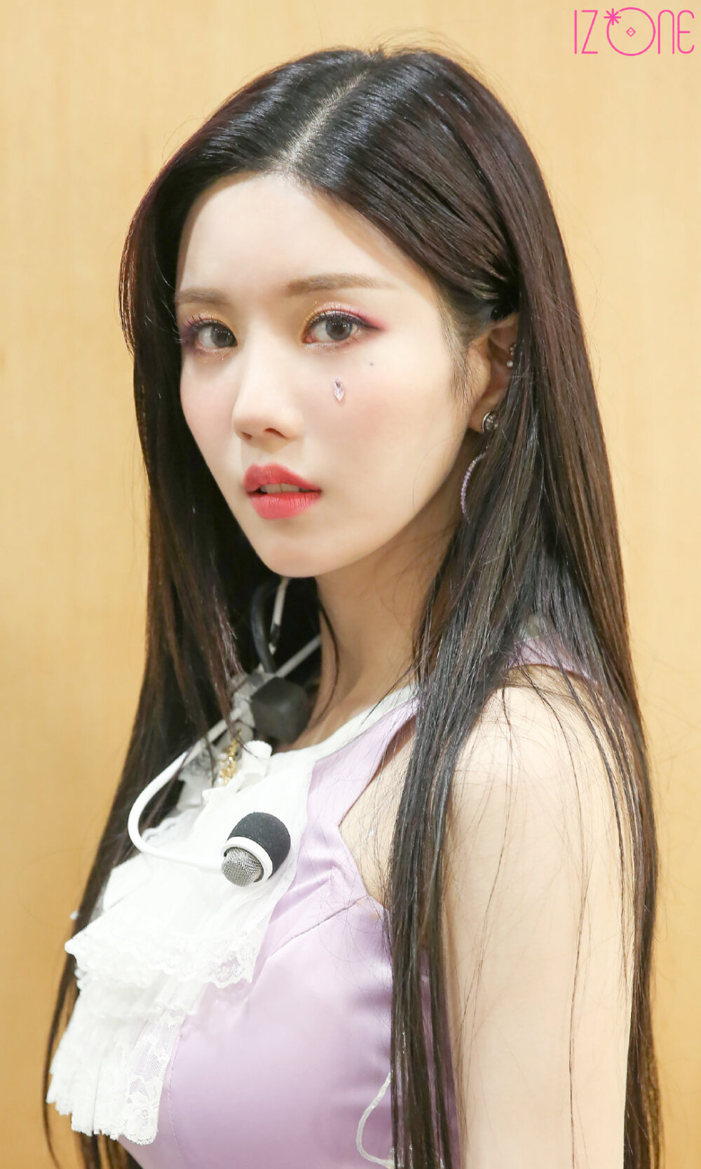 izone 张元英 宮脇咲良 曹柔理 崔叡娜 安宥真 矢