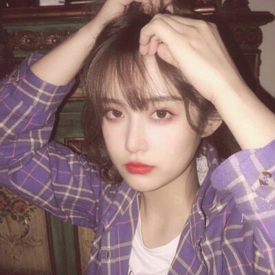 你是小千 我是小北
晚上我们就变成了小乖 