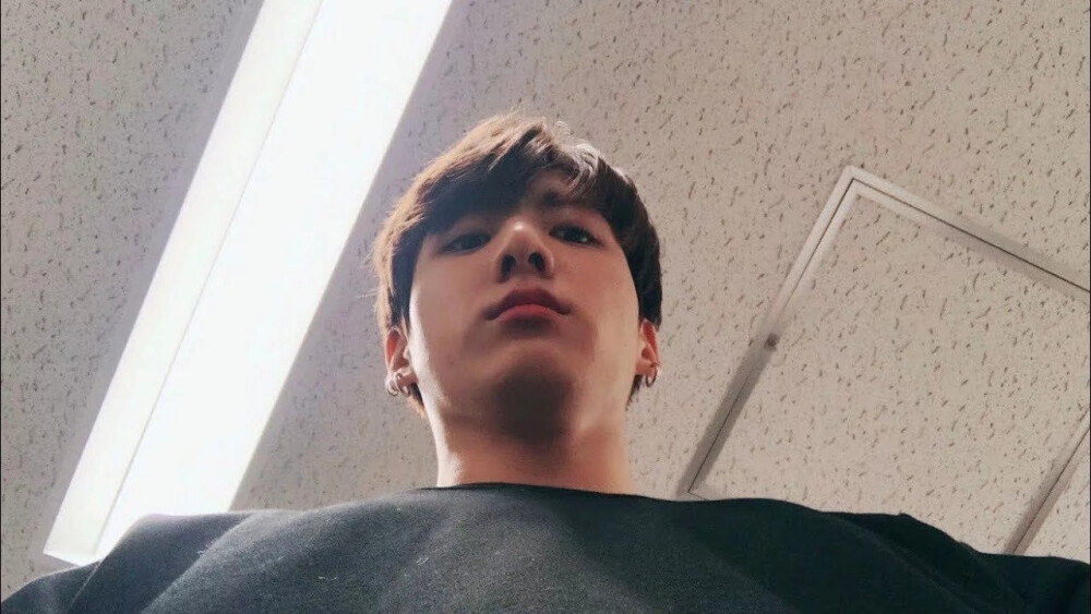BTS
防弹少年团