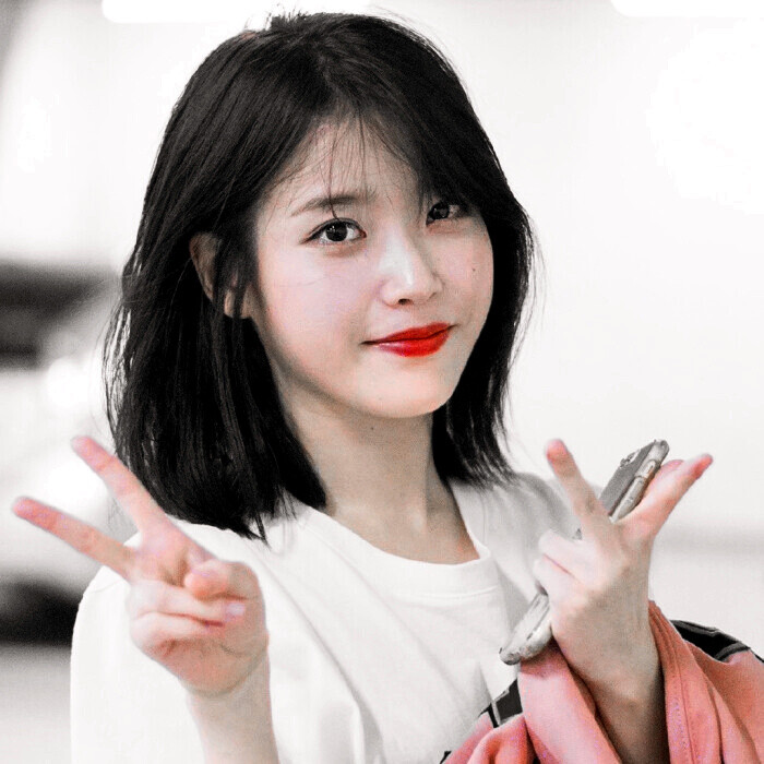 ο 李知恩
原moonlight_iu