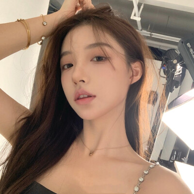 女头
诗梦瑶自截