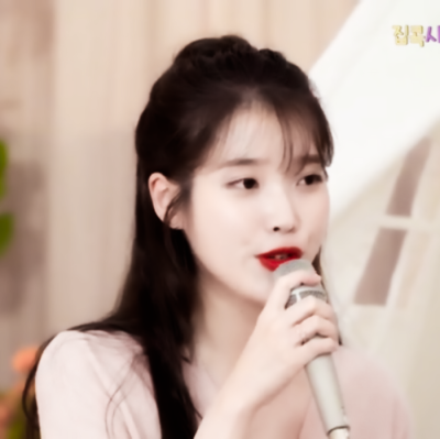 IU TV
原截常宴清
©许淮颂