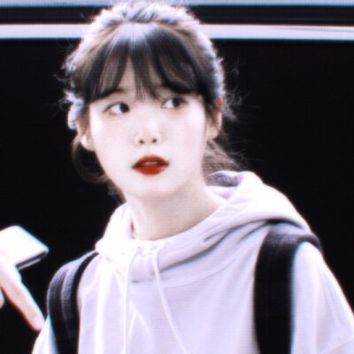 -
moonlight_iu
-