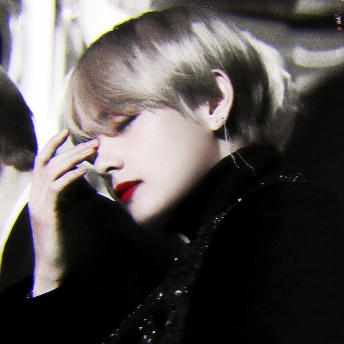 -
Vberryya1230
-
于馨
-