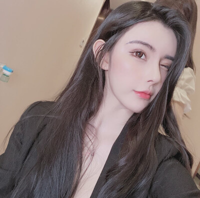 女头
诗梦瑶自截