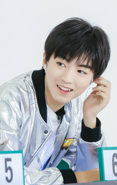 TFBOYS队长王俊凯