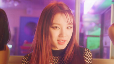 덤디덤디 (DUMDi DUMDi) MV截图
橙光素材 (G)I-DLE