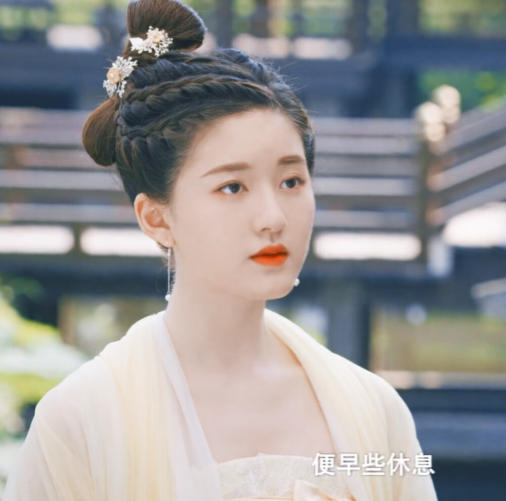赵露思头像id番番