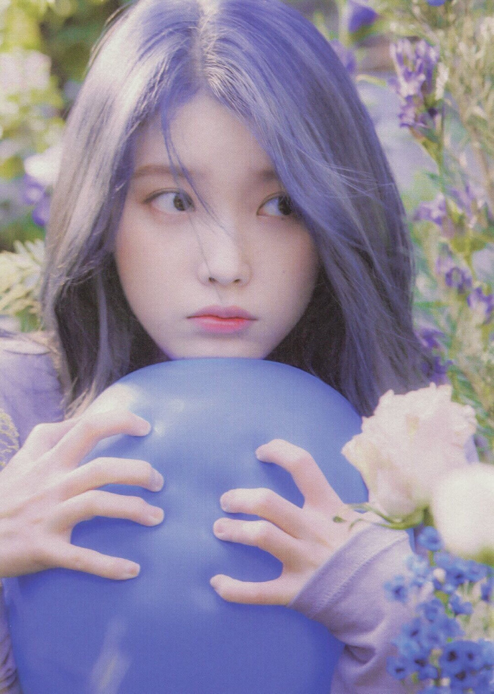 IU