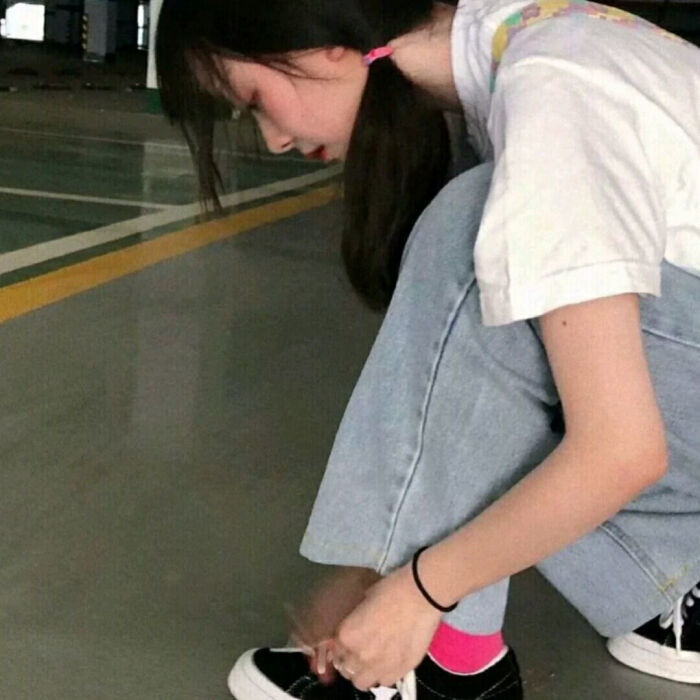 网图女/沈清九。