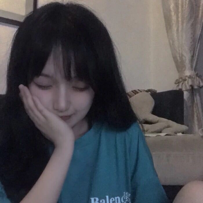 网图女/沈清九。