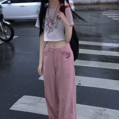 网图女/沈清九。