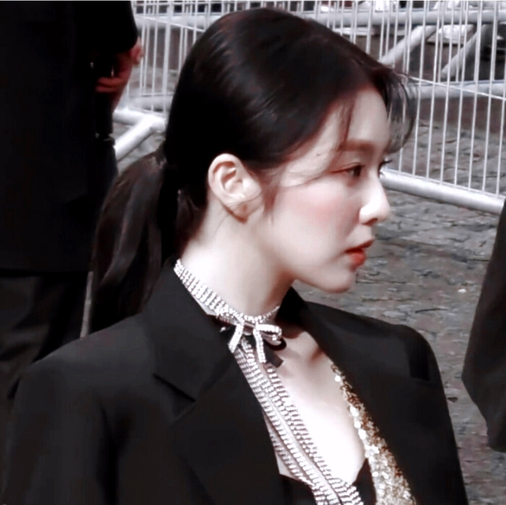 ＃财阀＃
二传注明许柒言原截弑野