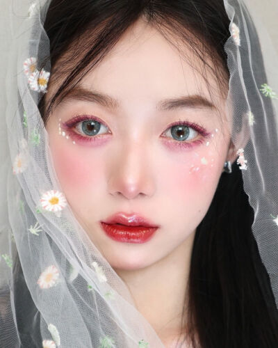 makeup♡
精致girl日常妆容