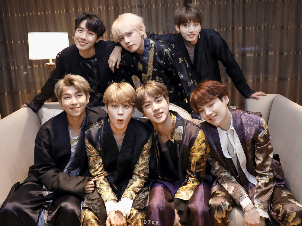 の
You can call me artist
You can call me idol
防弹少年团
二传标明D7qy