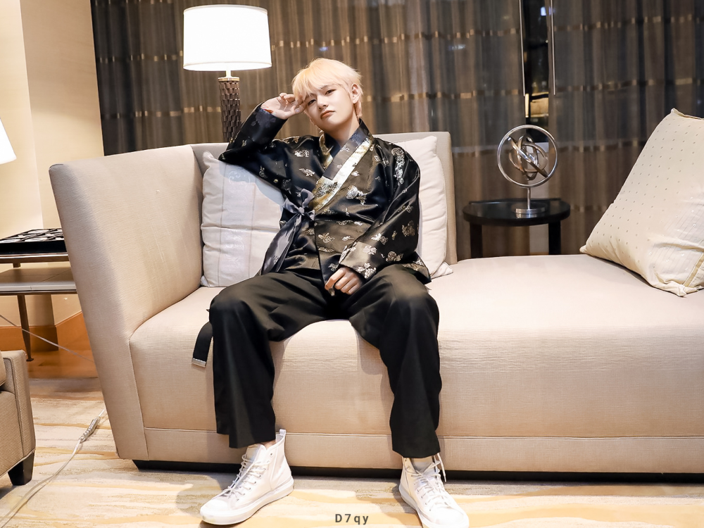 の
You can call me artist
You can call me idol
防弹少年团
二传标明D7qy