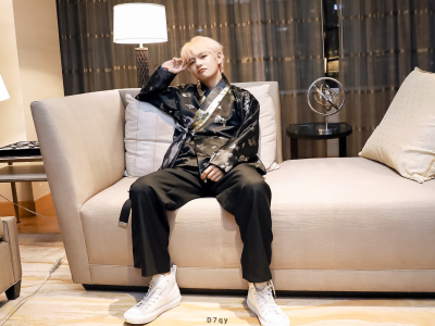 の
You can call me artist
You can call me idol
防弹少年团
二传标明D7qy