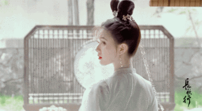 赵露思动图