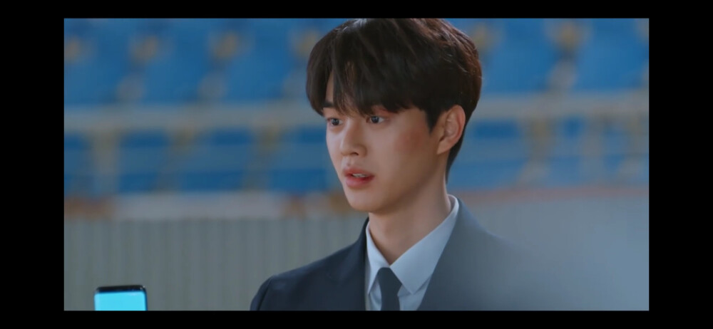 给我look一下。pd和导师就凭点赞的数量。第一的是pd。另外四个导师。