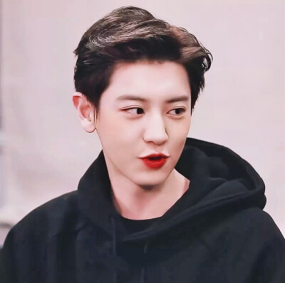 沈卿自调朴灿烈头像，没打水印，抱图dd，禁二改，二传注明沈卿，谢谢配合。