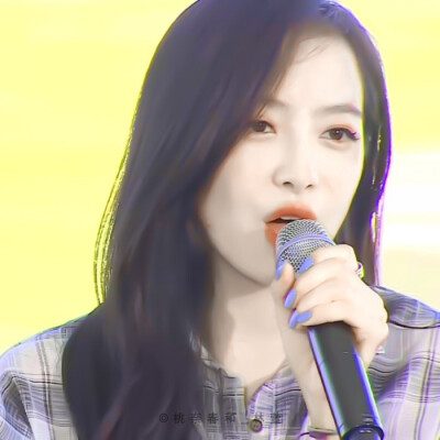 宋茜
原易怡 简介