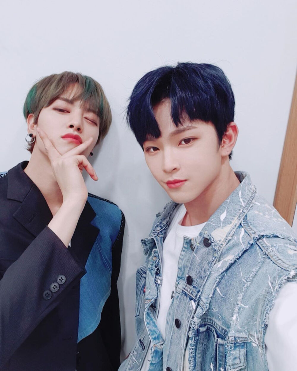 ONEUS
cr.official_oneus