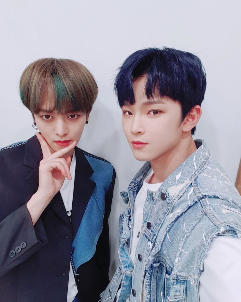 ONEUS
cr.official_oneus