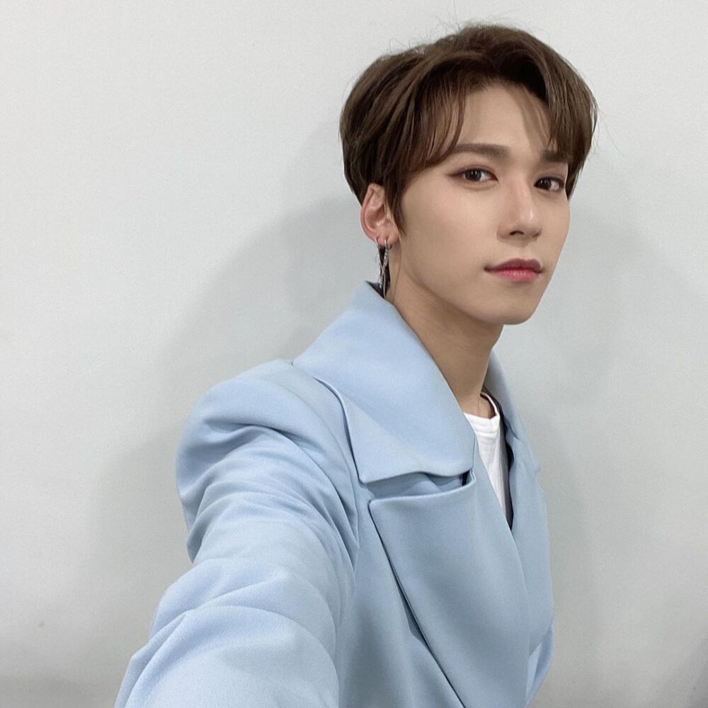 ONEUS 李建熙/KEON HEE
cr.official_oneus