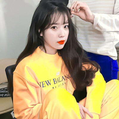 IU