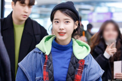 iu cr. logo