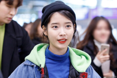 iu cr. logo