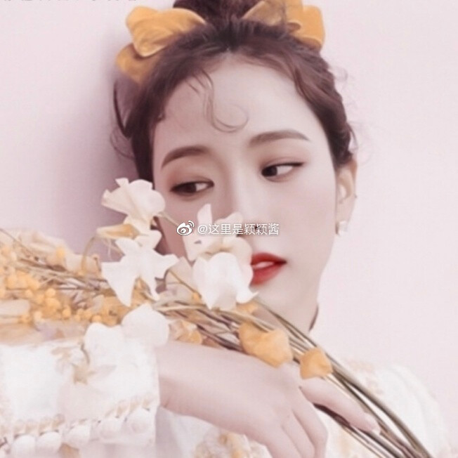 BLACKPINK
Jisoo Jennie Rosé Lisa
壁纸 头像
因为是从微博长图里截取的可能有点边