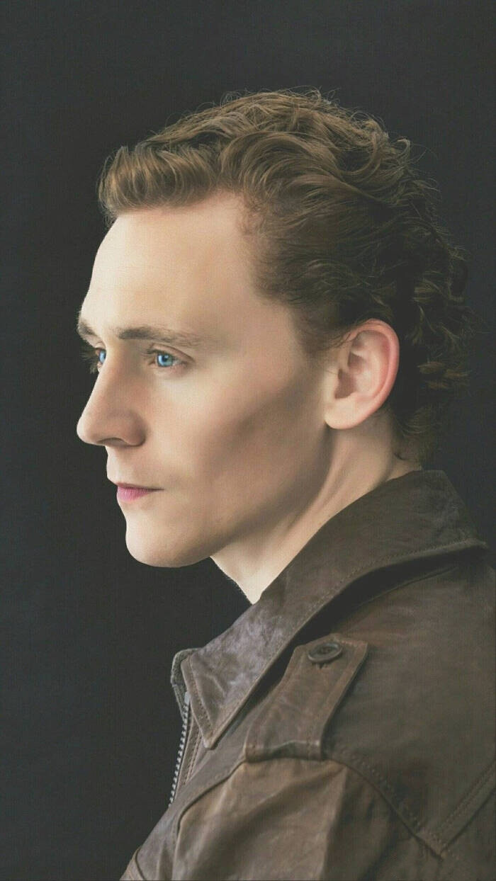 Tom Hiddleston