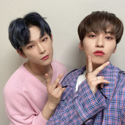 ONEUS
cr.official_oneus