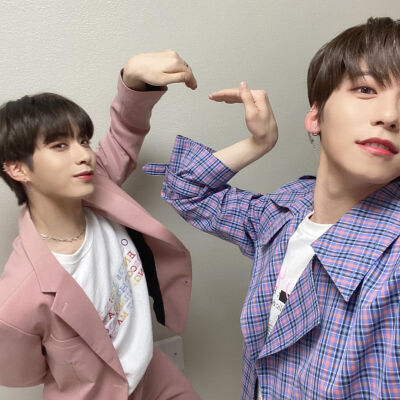 ONEUS
cr.official_oneus