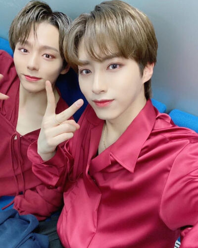 ONEUS
cr.official_oneus