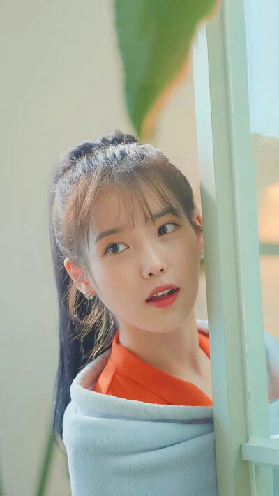 IU 女爱豆壁纸