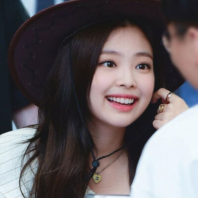 大佬Jennie 甜妹妮妮 笔芯妮妮四宫格
