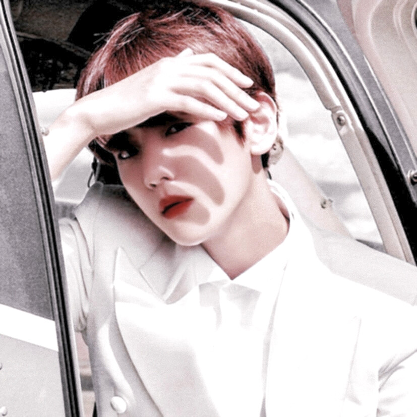 
·BAEKHYUN·
