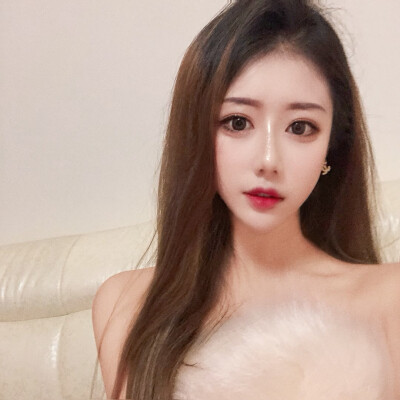女头
诗梦瑶自截