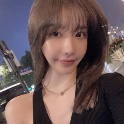 女头
诗梦瑶自截